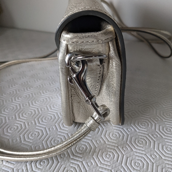 ✨COACH✨ Champagne Shoulder Bag - Picture 2 of 12